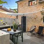 Grota Premium & * Porec