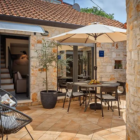 Apartment Grota Premium &