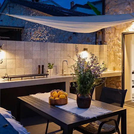 Grota Premium & * Porec