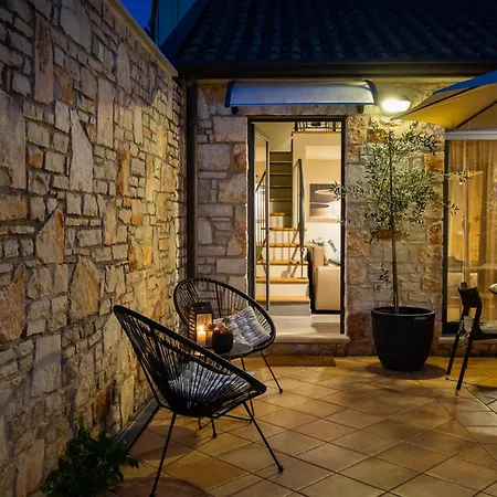 Apartment Grota Premium &