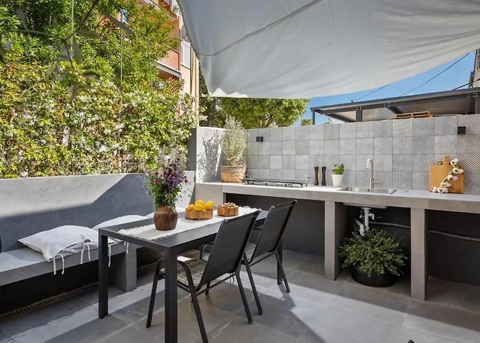 Grota Premium Apartment&room Apartment *