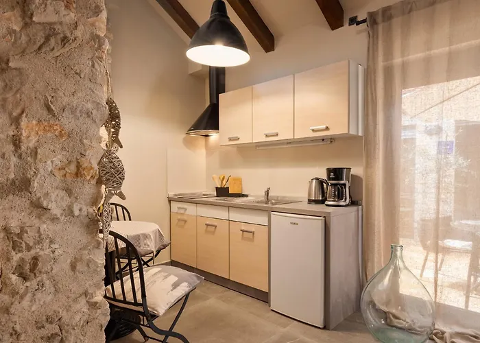 Grota Premium Apartment&room *